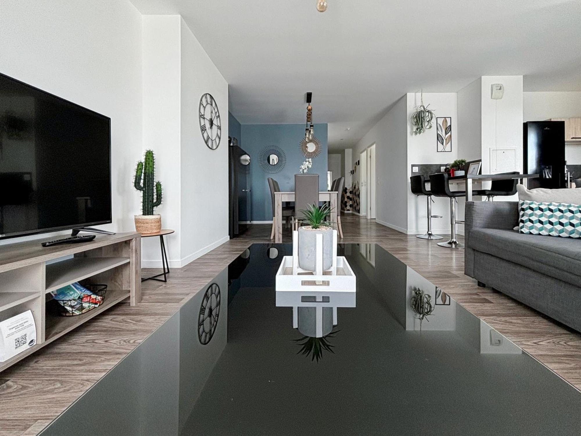 Lovely Apartment Disneyland Paris - Rentaway Bnb Montévrain Kültér fotó